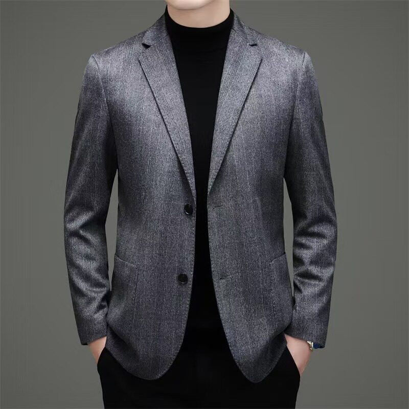 皮尔卡丹灯芯绒西装如何选才时尚又实用？——2026秋冬男装趋势