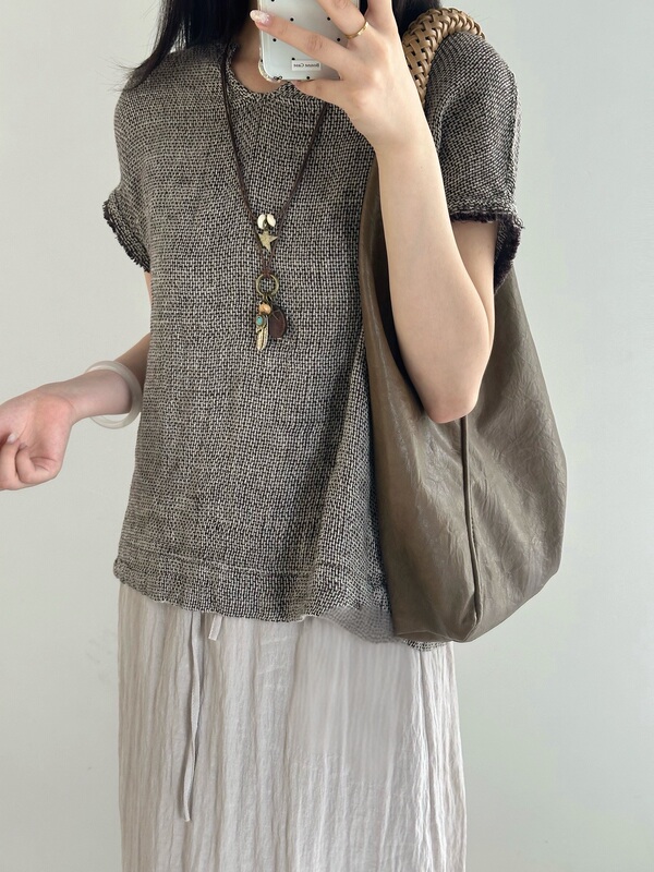 Italian 120Lino Original Rare 3.5-Thread Brand Custom-Woven Fabric Linen Magic Cube Yarn Flutter Sleeve T-Shirt 66282 Italian 120Lino Original Rare 3.5-Thread Brand Custom-Woven Fabric Linen Magic Cube Yarn Flutter Sleeve T-Shirt 66282