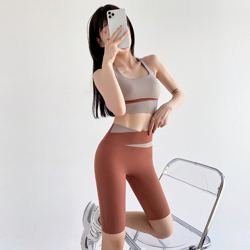 Yoga Clothing Set with Five-Point Shorts, Shock-Absorbing and Shock-Reducing Splicing U-Shaped Vest, Summer Thin Fitness Running Sportswear