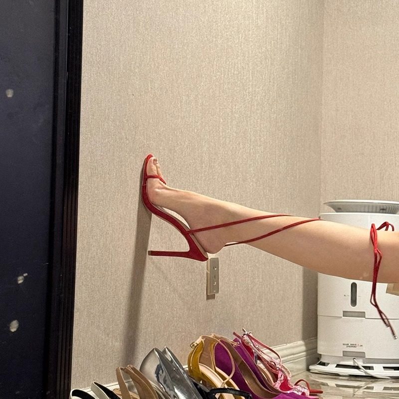 夏季新款细跟红色绑带交叉凉鞋女露趾后空一字带床上性感高跟鞋子 4