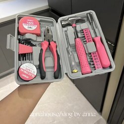 Girl's Pink Household Tool Kit Set, Multifunctional Hardware Wrench, Screwdriver, Pliers, 100 Items for the New Home