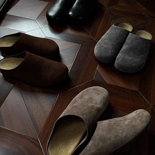 Oclin importierte hochseidene kuh-wildleder-müller-birkenstock-zehenpantoffeln verbesserten den reihenkomfort beim pendeln