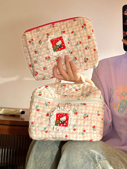 Bolsa de cosméticos Hellokitty para mujer, bolsa de almacenamiento portátil de gran capacidad para estudiantes, novedad de 2025