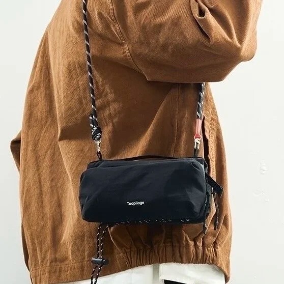 Topologie Genuine Bottle Lin Gengxin Same Style Outdoor Travel New Small Single-Shoulder Crossbody Water Bottle Bag Topologie Genuine Bottle Lin Gengxin Same Style Outdoor Travel New Small Single-Shoulder Crossbody Water Bottle Bag