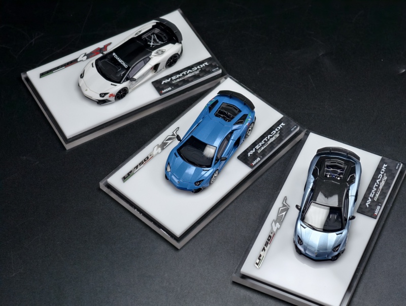[in Stock] Tardis 1/64 Lamborghini Lp750-4Sv Resin Car Model