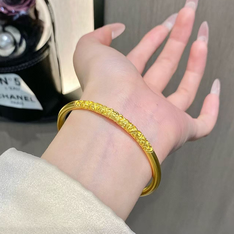 Shuibei Traditional Solid Gold Bracelet with Heritage Gold Scroll Pattern, Pure Gold 999, Classic Wedding Gift Jewelry