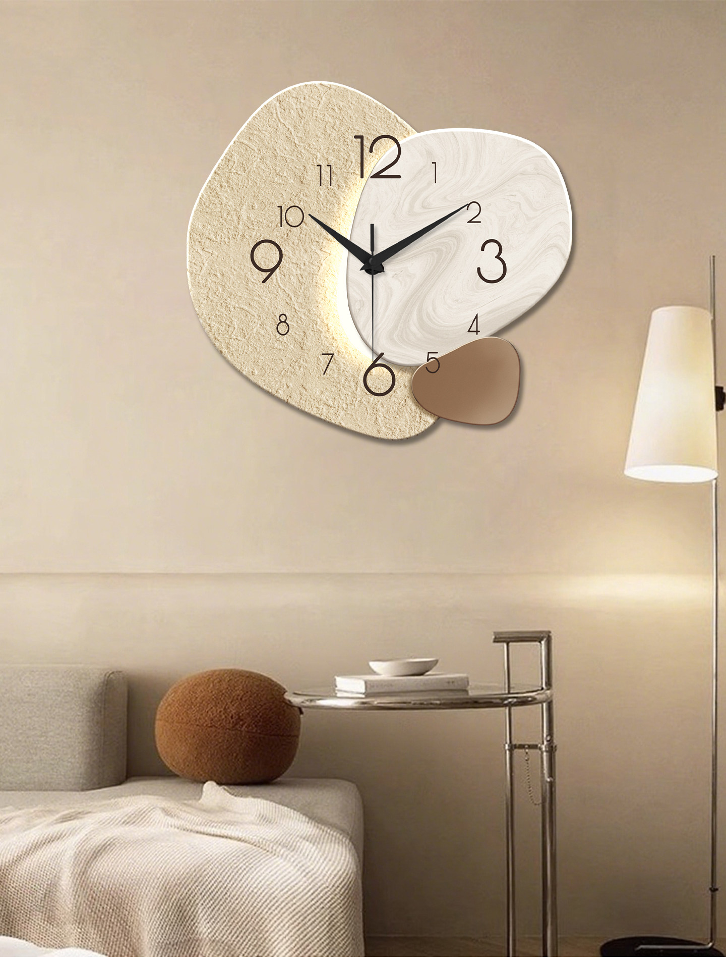 Clocks, Wall Clocks, Living Room, Light Luxury, High-End, Simple, Modern Clock, Wall-Mounted, 2026 New Model, High-End Feel, High-End Creative