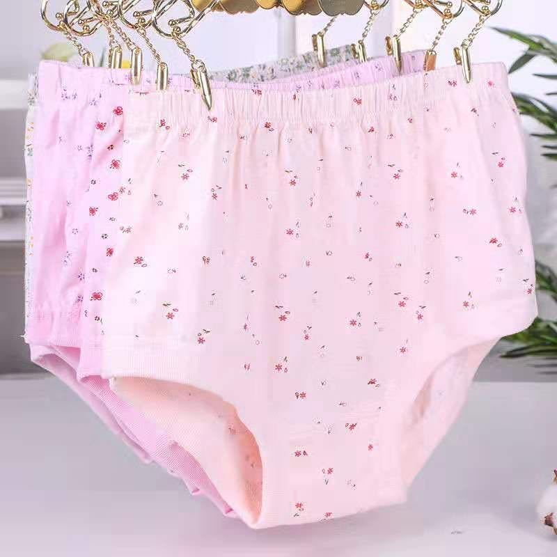 Mom's Pure Cotton Underwear, High-Waisted, Large Size, Triangle Briefs for Middle-Aged and Elderly Women, Granny Shorts, Loose Pure Cotton Panties Mom's Pure Cotton Underwear, High-Waisted, Large Size, Triangle Briefs for Middle-Aged and Elderly Women, Granny Shorts, Loose Pure Cotton Panties