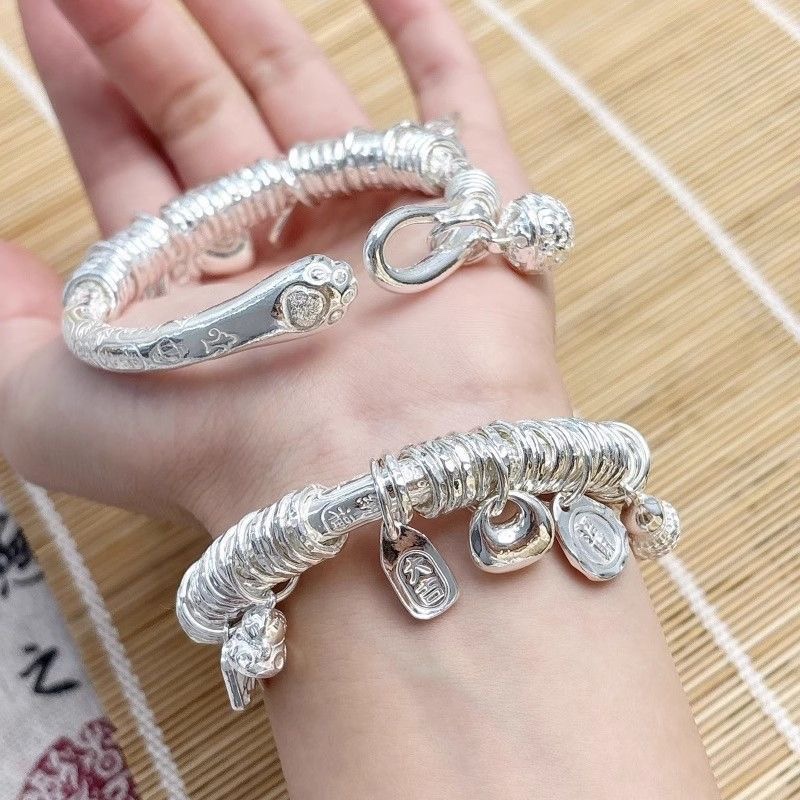 Authentic Silver Bracelet with Solid Winding Design, Popular Style, Adjustable for Young People, 520 Birthday Gift for Best Friend or Boyfriend/Girlfriend