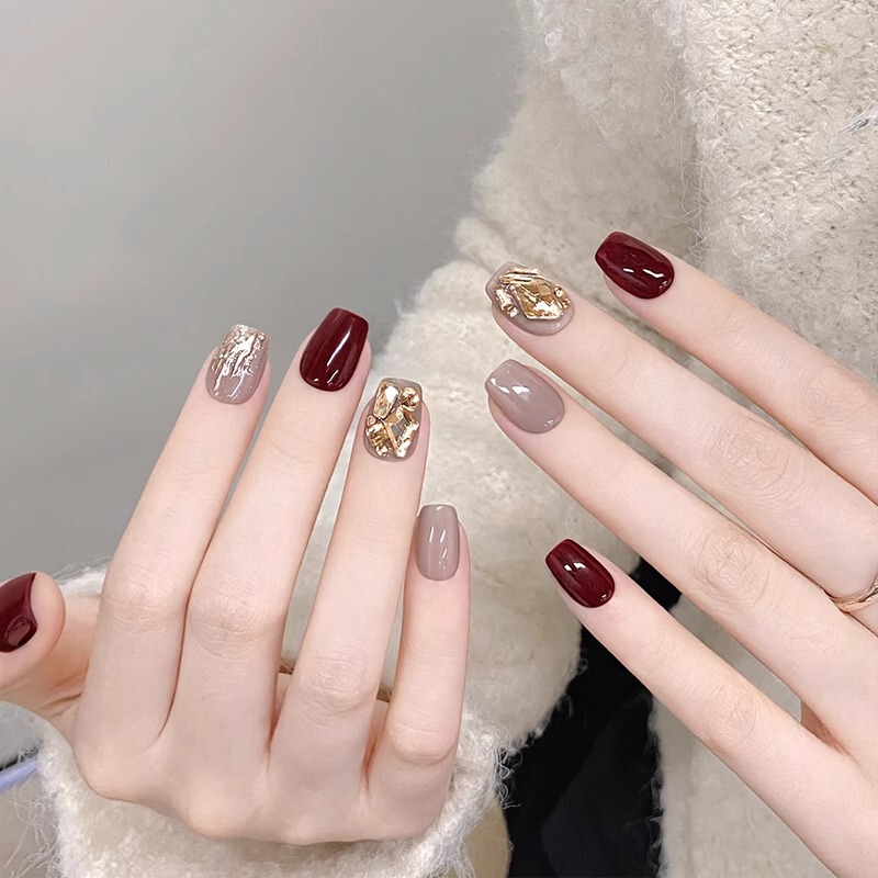 2024 New Year Handmade Wearable Nails Removable Nail Stickers Hazelnut Mocha Autumn and Winter Style High-End Nail Art