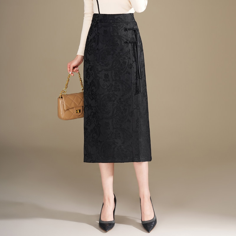 新作チャイニーズスタイルレディースミディスカート、春秋新作、ジャカードボディコンスカート、ストレートカットスリット入り。