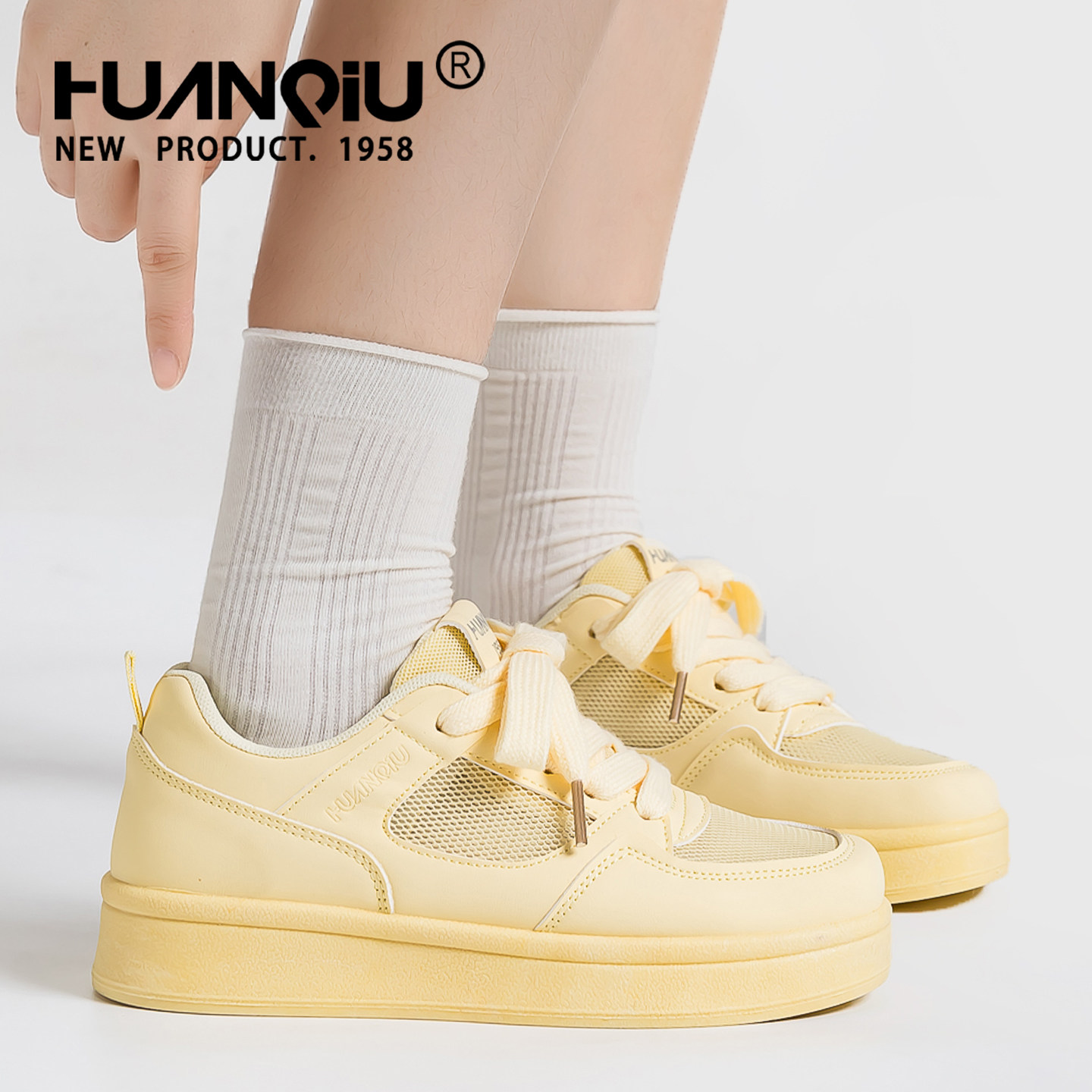 Global summer permeable niche versatile sneakers 2026 daily non-selective comfortable non-slip wear-resistant thick-soled shoes for women