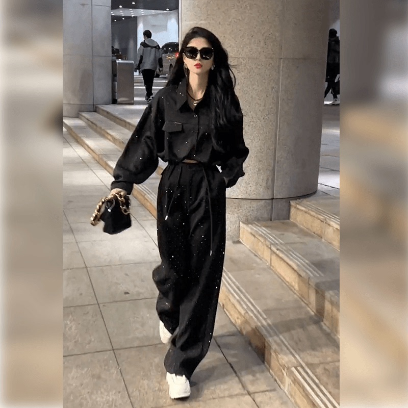 Casual Sports Suit for Women, Spring and Autumn, European Style, Age-Reducing, Fashionable, Trendy, Black Shirt, Elegant, Slimming, Two-Piece Set Casual Sports Suit for Women, Spring and Autumn, European Style, Age-Reducing, Fashionable, Trendy, Black Shirt, Elegant, Slimming, Two-Piece Set