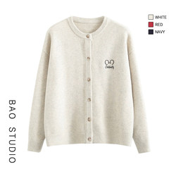 BAO STUDIO 2024 ແບບໃຫມ່ embroidered ຫູຮອບຄໍ knitted cardigan versatile ນັກຮຽນ sweater jacket ສໍາລັບແມ່ຍິງ