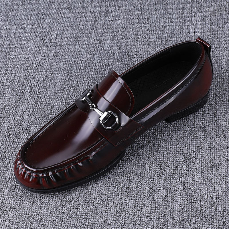 Genuine leather men's shoes 2022 new all-match bright leather Doudou shoes men's slip-on fashion round toe casual leather shoes loafers
