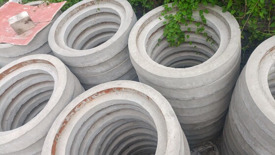 Yunnan Cement Steel Fiber Manhole Cover Concrete Electrical Cover Plate Round Square Rainwater Sewage Ditch Cover Round Manhole Cover
