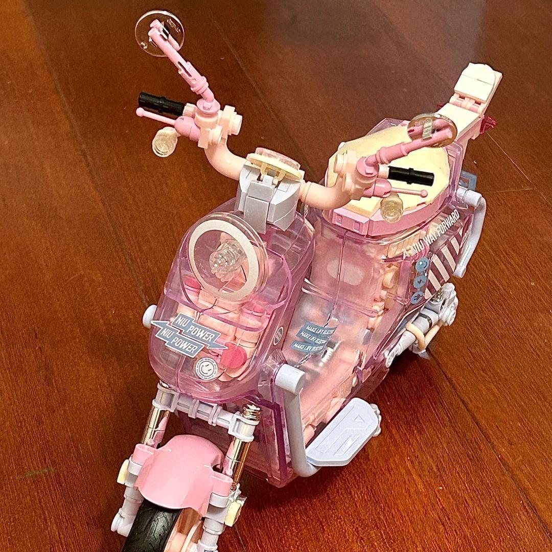 DIY電気自動車ビルディングブロック機械モデルバイク装飾品手作り誕生日プレゼントボーイフレンド中国のバレンタインデー