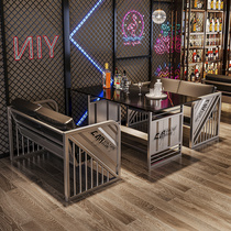 Retro industrial style deck sofa bar KTV barbecue shop cafe script killer creative clear bar deck combination