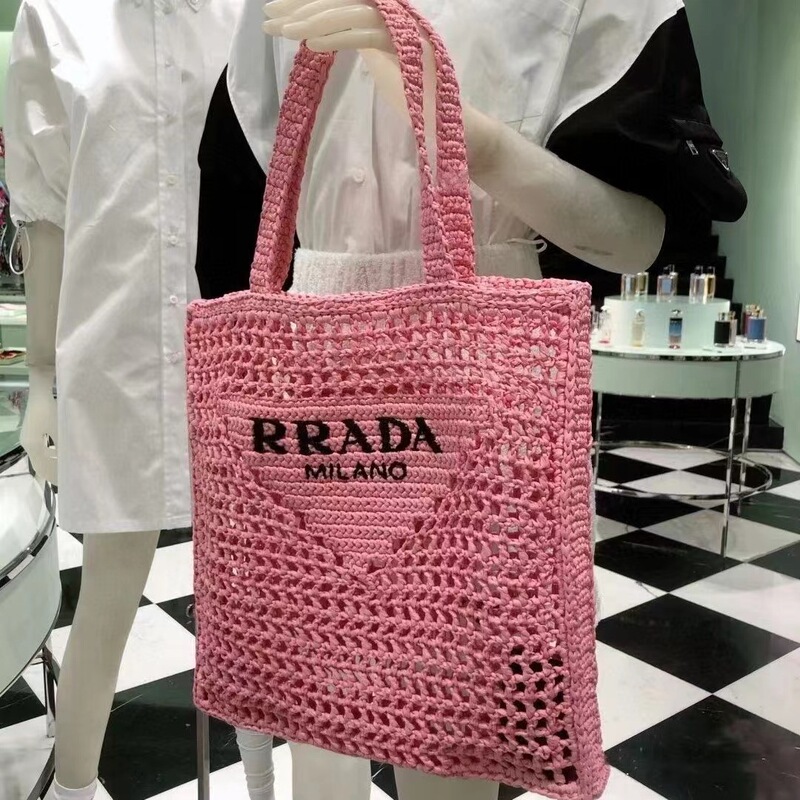 Women's Holiday Raffia and Coconut Fiber Tote Bag, European and American Style, Handmade Letter Cut-Out Design, Versatile Shoulder Bag Women's Holiday Raffia and Coconut Fiber Tote Bag, European and American Style, Handmade Letter Cut-Out Design, Versatile Shoulder Bag