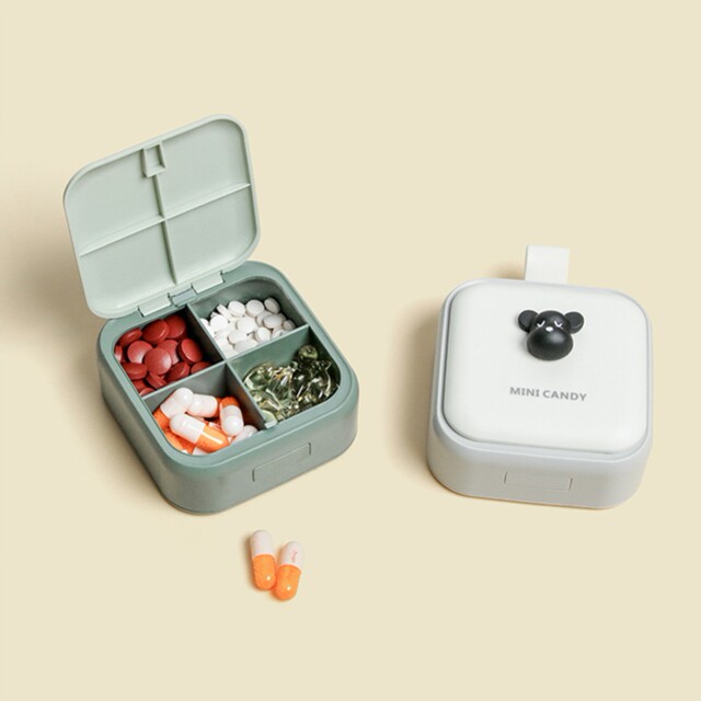 Japanese Imported Mujie Dog Medicine Box, Portable Medicine Organizer, Three Meals a Day Dispensing Box, Sealed and Moisture-Proof Medicine Divider