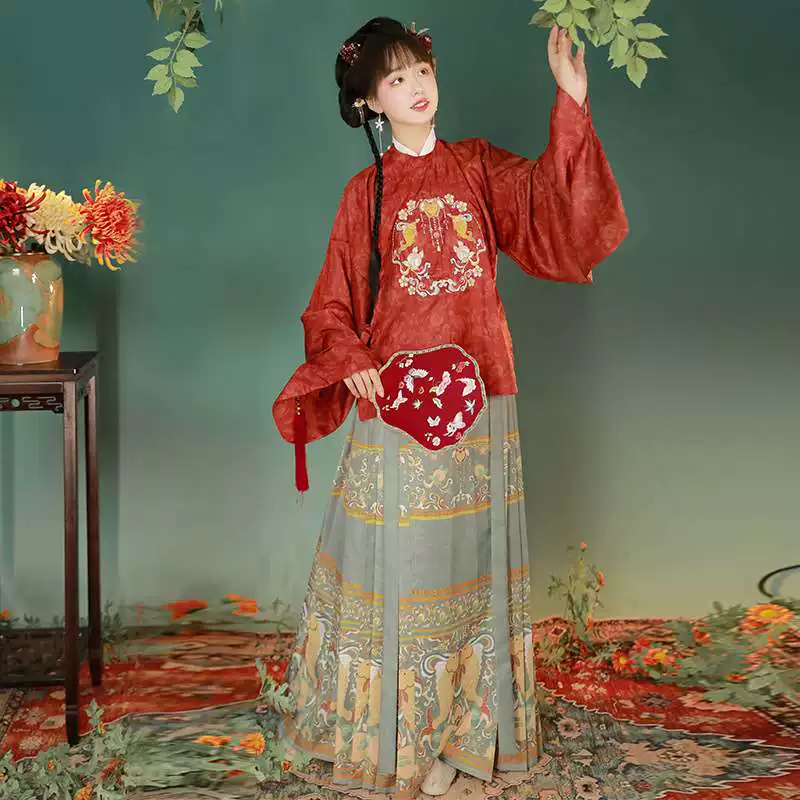 Взрослый Hanfu женский майнкровер с вышивкой на воротнике- crewneck размером Large Breath Embroidered P