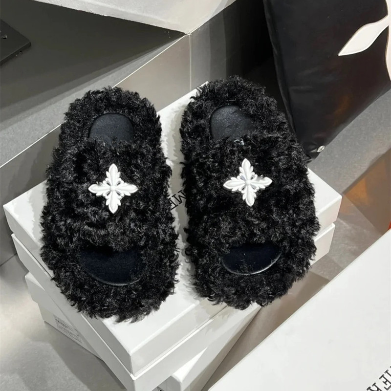 Cross-Pattern Thick-Soled Furry Slippers for Women, 2026 Autumn and Winter New Style, Sheepskin Integrated Plush Slippers, Fleece-Lined Warm Slippers Cross-Pattern Thick-Soled Furry Slippers for Women, 2026 Autumn and Winter New Style, Sheepskin Integrated Plush Slippers, Fleece-Lined Warm Slippers