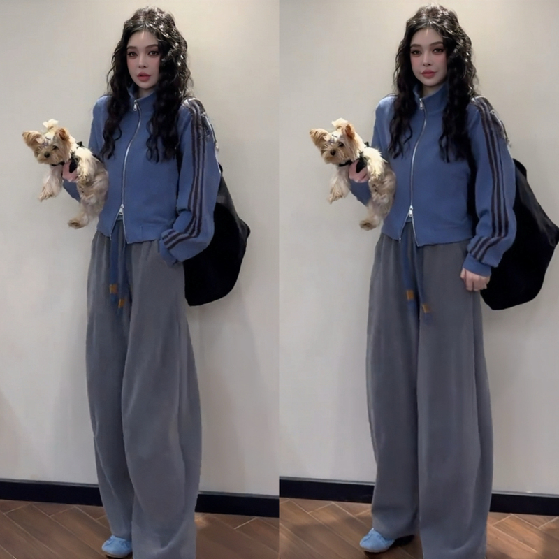 Autumn and Winter High-End Outfit Set: Korean-Style Lazy Striped Stand-Up Collar Sweatshirt Jacket, Base Shirt, and Sweatpants Three-Piece Set