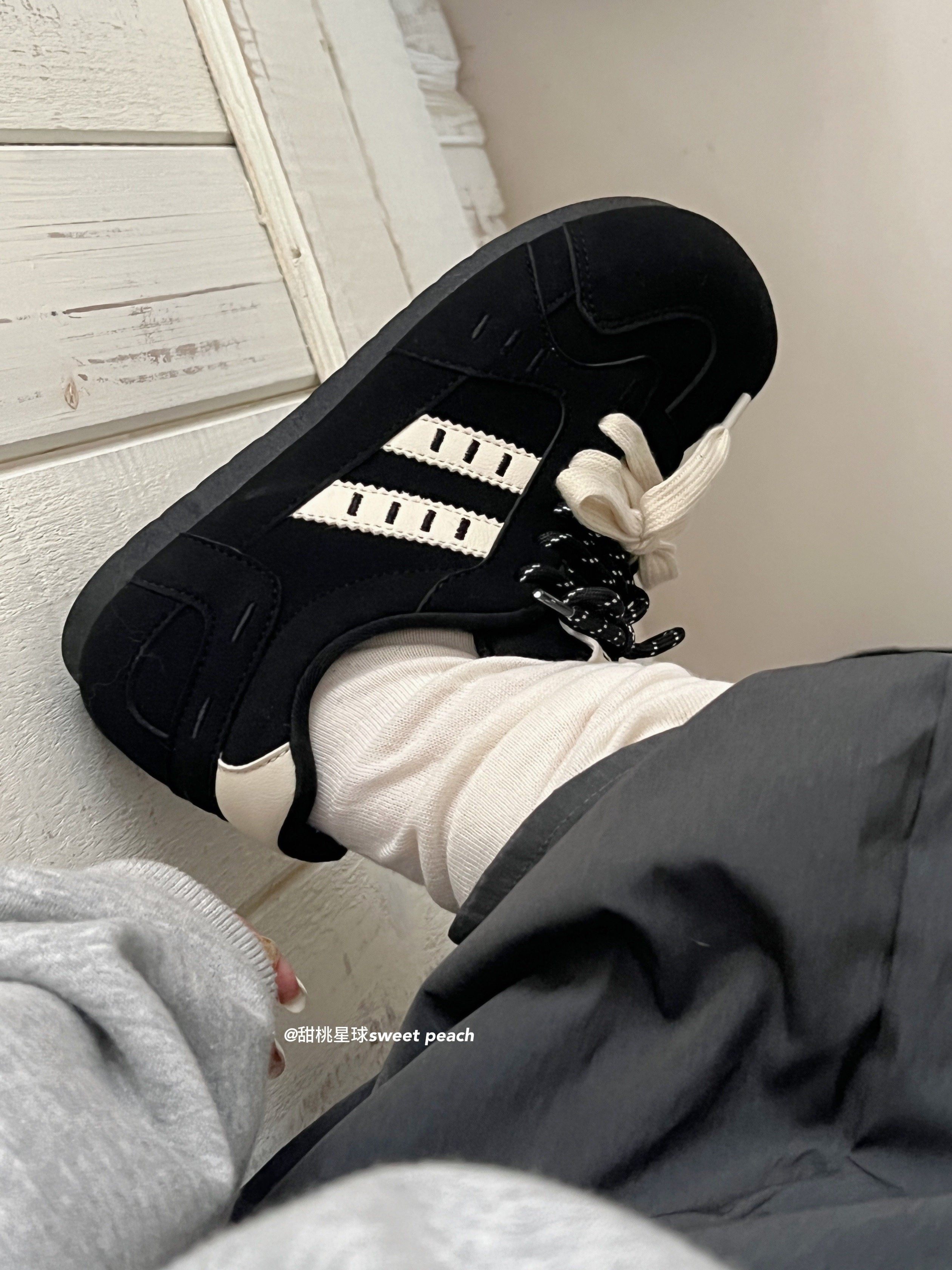 Black Moral Training Shoes for Women, 2026 Spring New Style Student Shoes, Retro Small Black Shoes, Trendy Sports Casual Sneakers