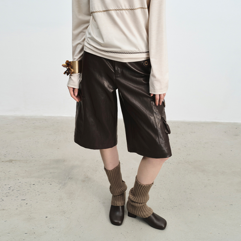 Form Folder Metallic Glossy Pu Protein Leather Straight-Leg Retro Workwear Style Mid-Length Pants