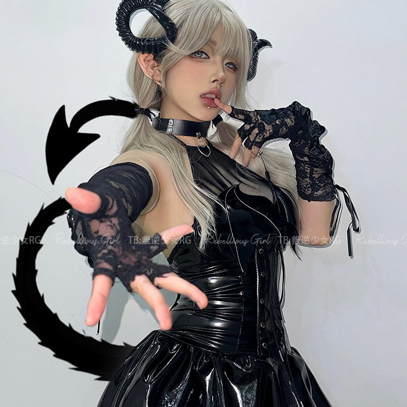 Gothic Sweetheart * Sexy Little Devil Cosplay Succubus Uniform Halloween Ram Horn Lolita Patent Leather Dress Set