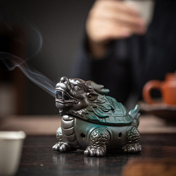 Chinese-Style Retro Imitation Bronze Ceramic Dragon Turtle Incense Burner for Home Indoor Sandalwood Agarwood Incense Burner Small Ornament