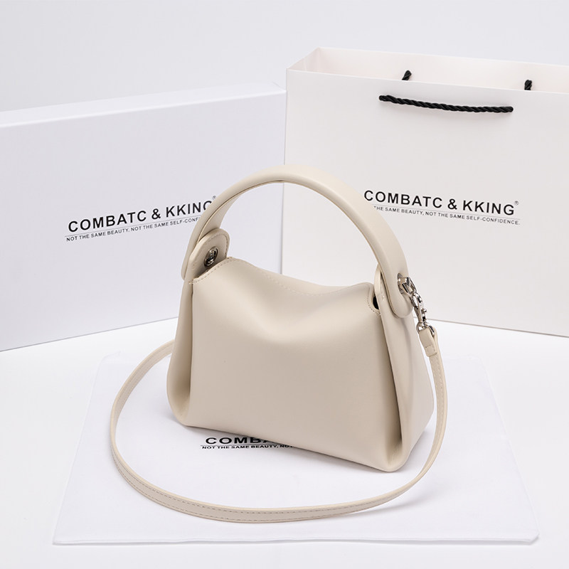 Combatc&Kking Chinese Valentine's Day Gift for Girlfriend Soft Cigarette Case Bag Women's Bag 2025 New Handbag Crossbody Bag