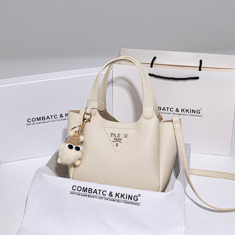 Combatc&Kking Vegetable Basket Bucket Bag 2025 New High-End Niche Design Handbag Crossbody Bag
