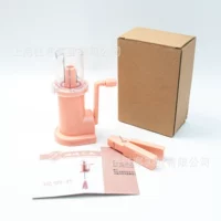 Розовая рука встряхнет