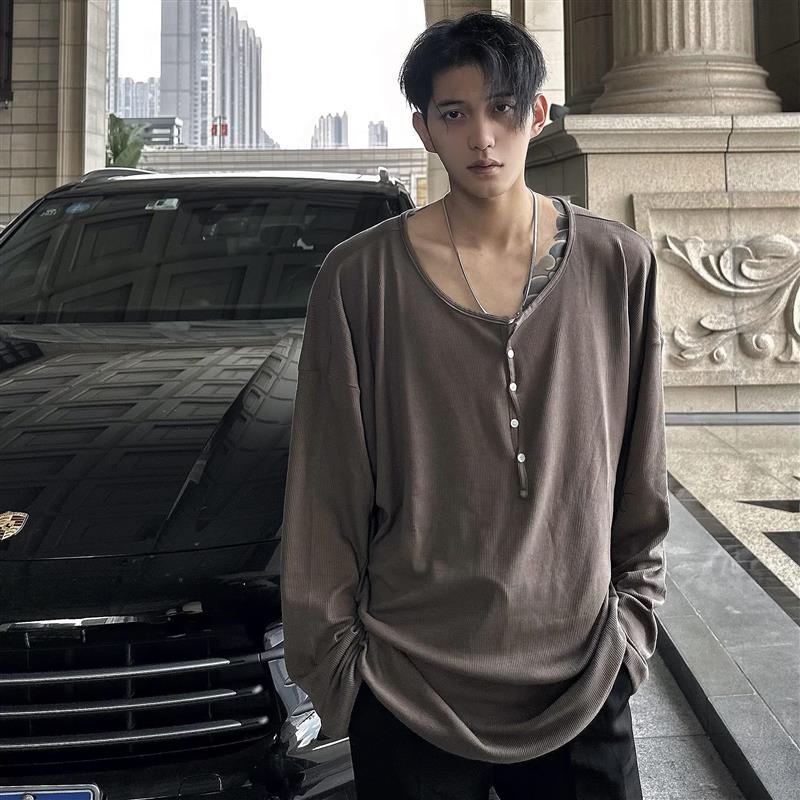 Purely Sensual Style, Sexy Large Neckline T-Shirt for Men, Long-Sleeved Inner Layer, Thin Autumn Style, Lazy and Relaxed Style Outfit