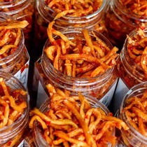 Hunan specialty spicy papaya shreds dried pickles refreshing pickles for meals 2 bottles of farmhouse appetizer pickle strips