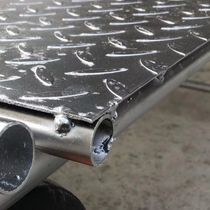 New type of extended and thickened hot-dip galvanized mobile pig-killing artifact pig-killing rack pig-killing bench pig-killing truck loading pig-raising truck