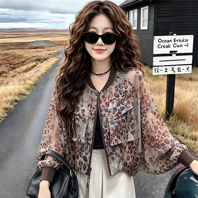 This Year's Popular American-Style Spicy Girl Leopard Print Cardigan Sun Protection Jacket for Women, 2026 Summer New Loose Slimming Top This Year's Popular American-Style Spicy Girl Leopard Print Cardigan Sun Protection Jacket for Women, 2026 Summer New Loose Slimming Top