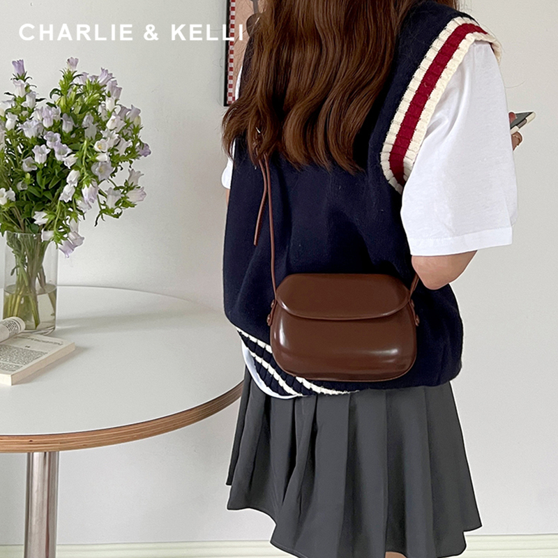 Official Website C&K Flagship Store Women's Bag 2026 New Model Compact Commuter Phone Bag Fashionable Versatile Exquisite Crossbody Bag Official Website C&K Flagship Store Women's Bag 2026 New Model Compact Commuter Phone Bag Fashionable Versatile Exquisite Crossbody Bag