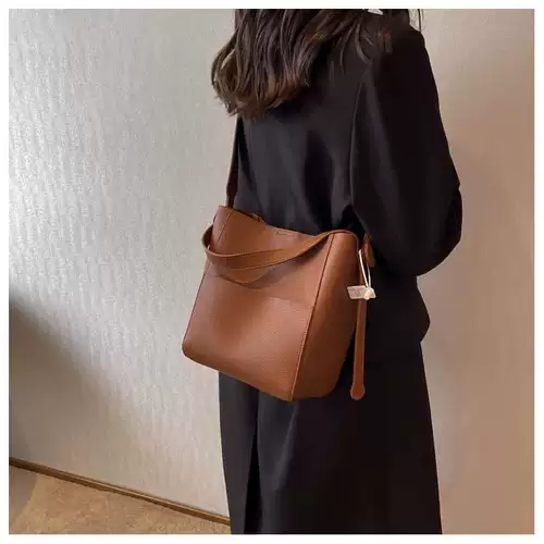 Мягкая кожаная сумка для сумочки женская высококлассная должна