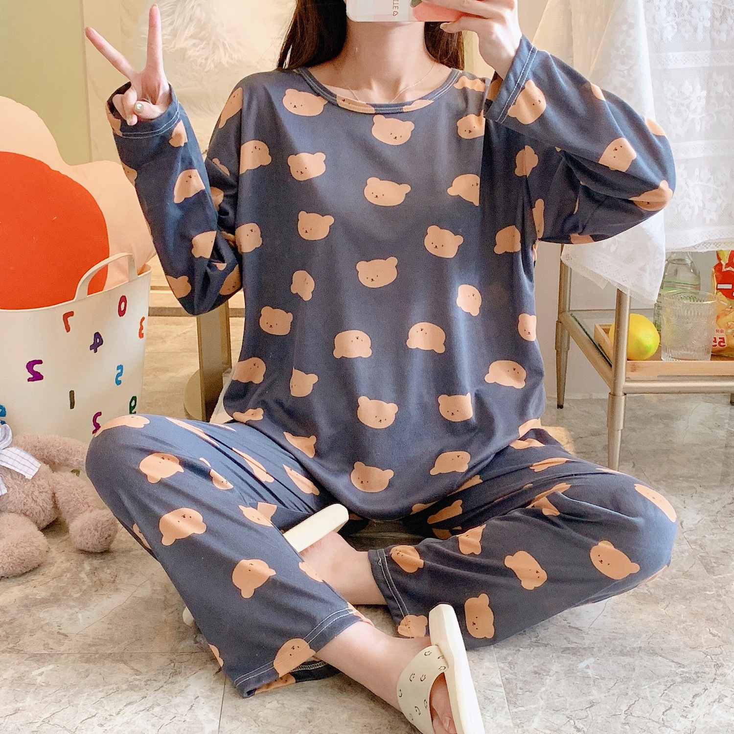 Yu one trillion Lin Gao Yan Value Sleeping Women Spring and Autumn Season Long sleeves cute students can wear two sets of round collar home clothes-Taobao