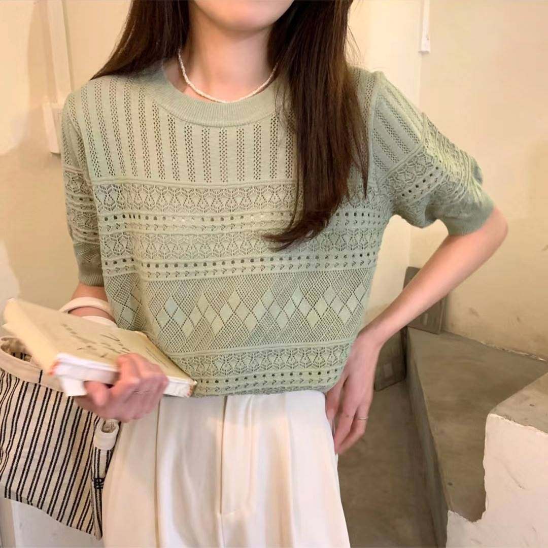 Korean Chic Summer Sweet Round Neck Pullover Design with Hol
