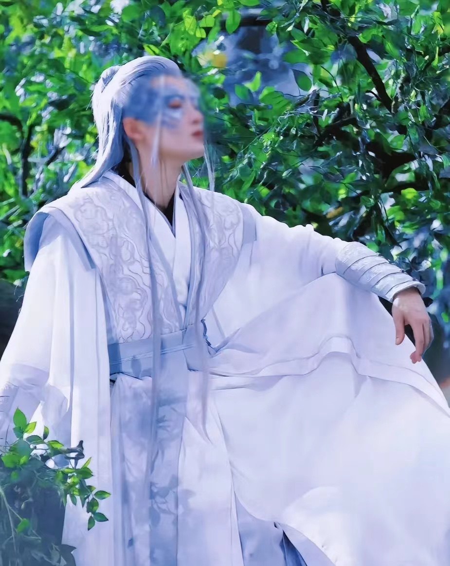 长相思同款白色绣花侠士白衣,古装仙侠演出服,让你一秒穿越江湖!武侠梦圆梦装! -汉服-淘宝好物网
