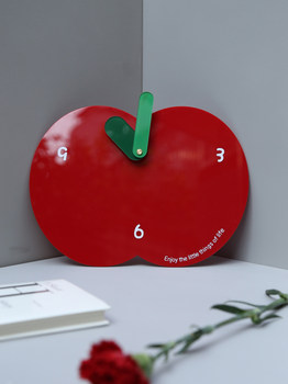Apple Wall Clock, Cute and Trendy, Home Design, New Modern Decorative Clock, Silent Sweep Second Clock for Children's Room
