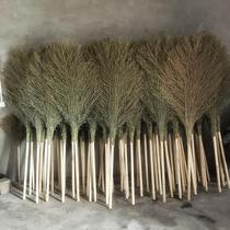 Sanitation sweep to sweep the bamboo in a single household sweeping broom The old fashioned up the courtyard outdoor road sweeping yard