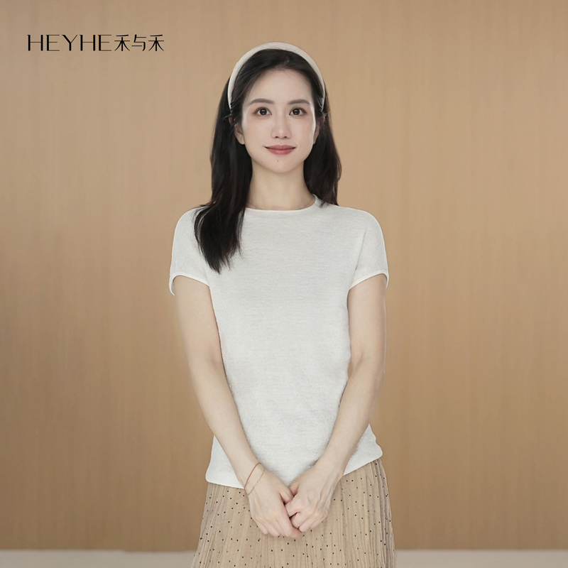 Xiaohe【Snowflake Crisp】Japanese Imported Triacetate Merino Wool with a Natural Texture, Shoulder-Length Sleeves, Versatile Pullover