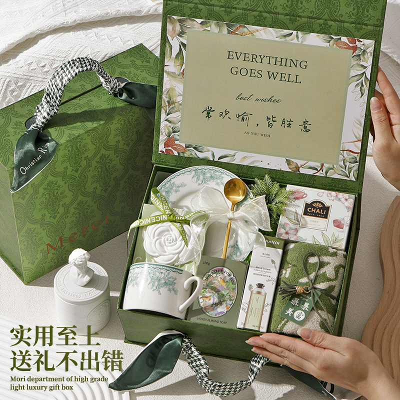 กล่องของขวัญสุดหรูสำหรับวันเกิดครบรอบ 1 ขวบ พิธีบรรลุนิติภาวะ งานฉลองครบเดือนของเด็กแรกเกิด กล่องของขวัญงานเลี้ยงฉลอง 100 วัน ชุดของขวัญสำหรับเค้กแต่งงาน