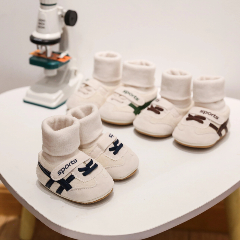 Spring and Autumn New Baby Shoes for Boys and Girls 0-1 Years Old Baby Shoes and Socks Integrated Non-Slip Warm Walking Shoes