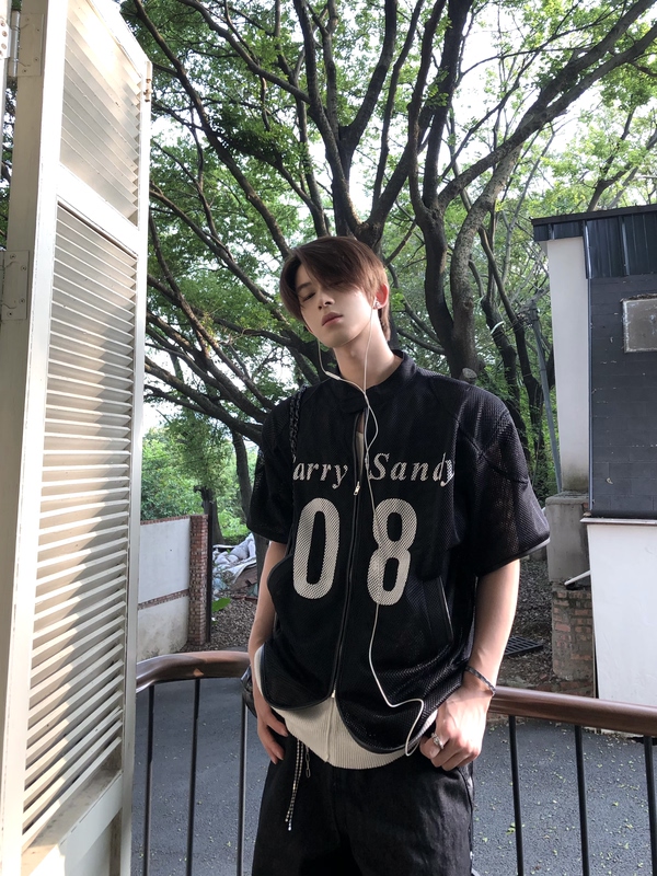 Jichuan Yep High-End Stylish Motorcycle-Style Mesh Structure Padded Shoulder Leather Short-Sleeve Jacket Unisex Jichuan Yep High-End Stylish Motorcycle-Style Mesh Structure Padded Shoulder Leather Short-Sleeve Jacket Unisex