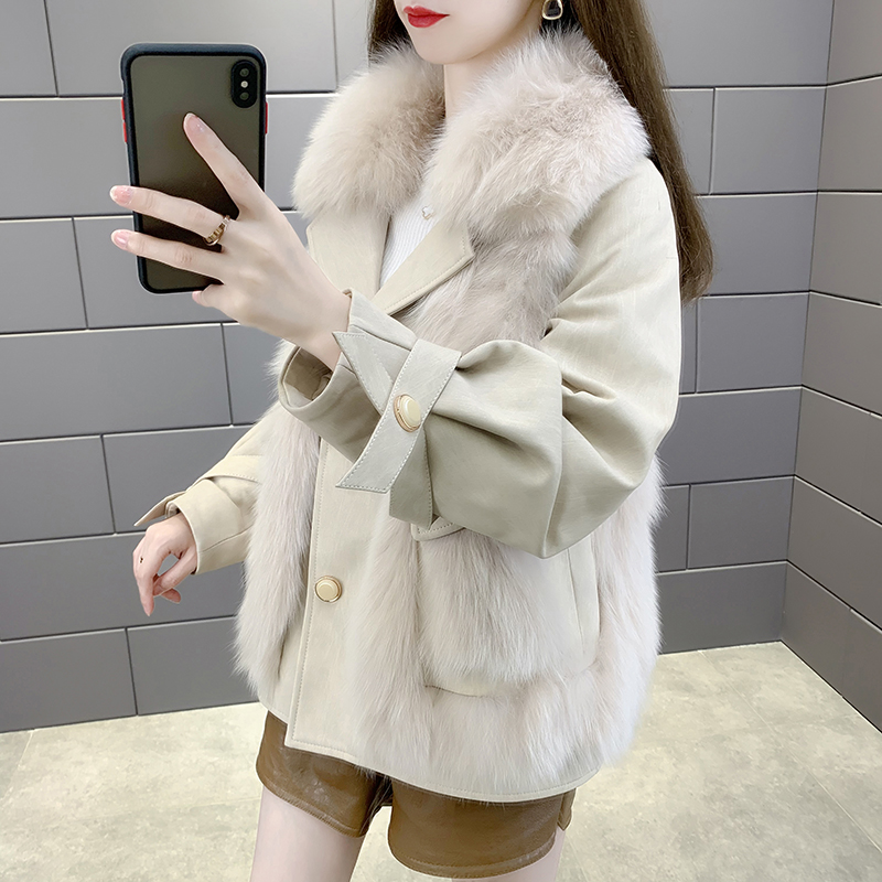 Fox fur coat women 2022 winter new young style Haining sheepskin genuine leather leather coat short down jacket